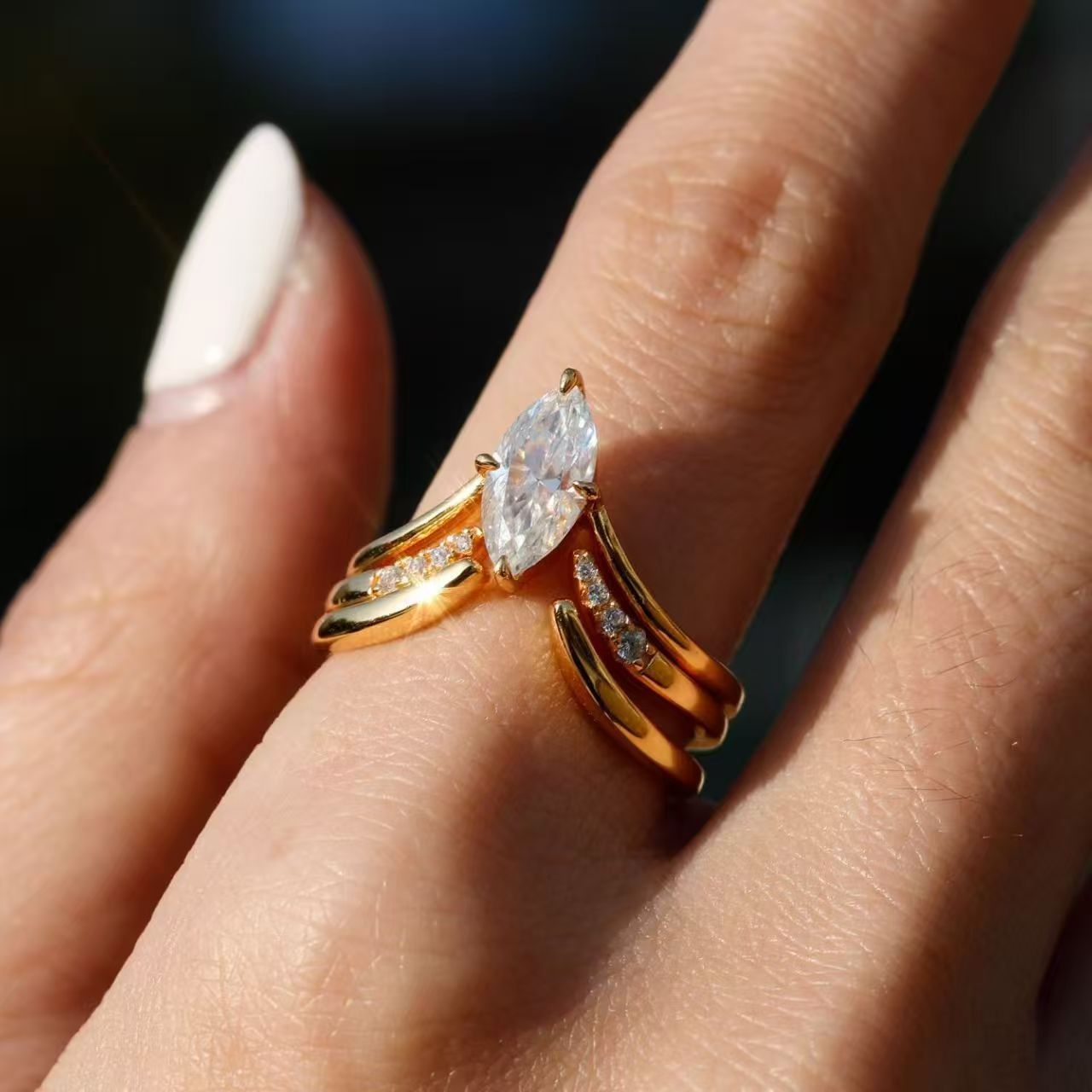 Personalized Inlaid Horse Eye Ring Suit