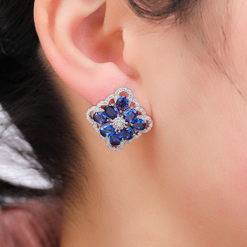 Personalized Design Exaggerated High Sense Unique Dignified Flowers All-match Ear Studs