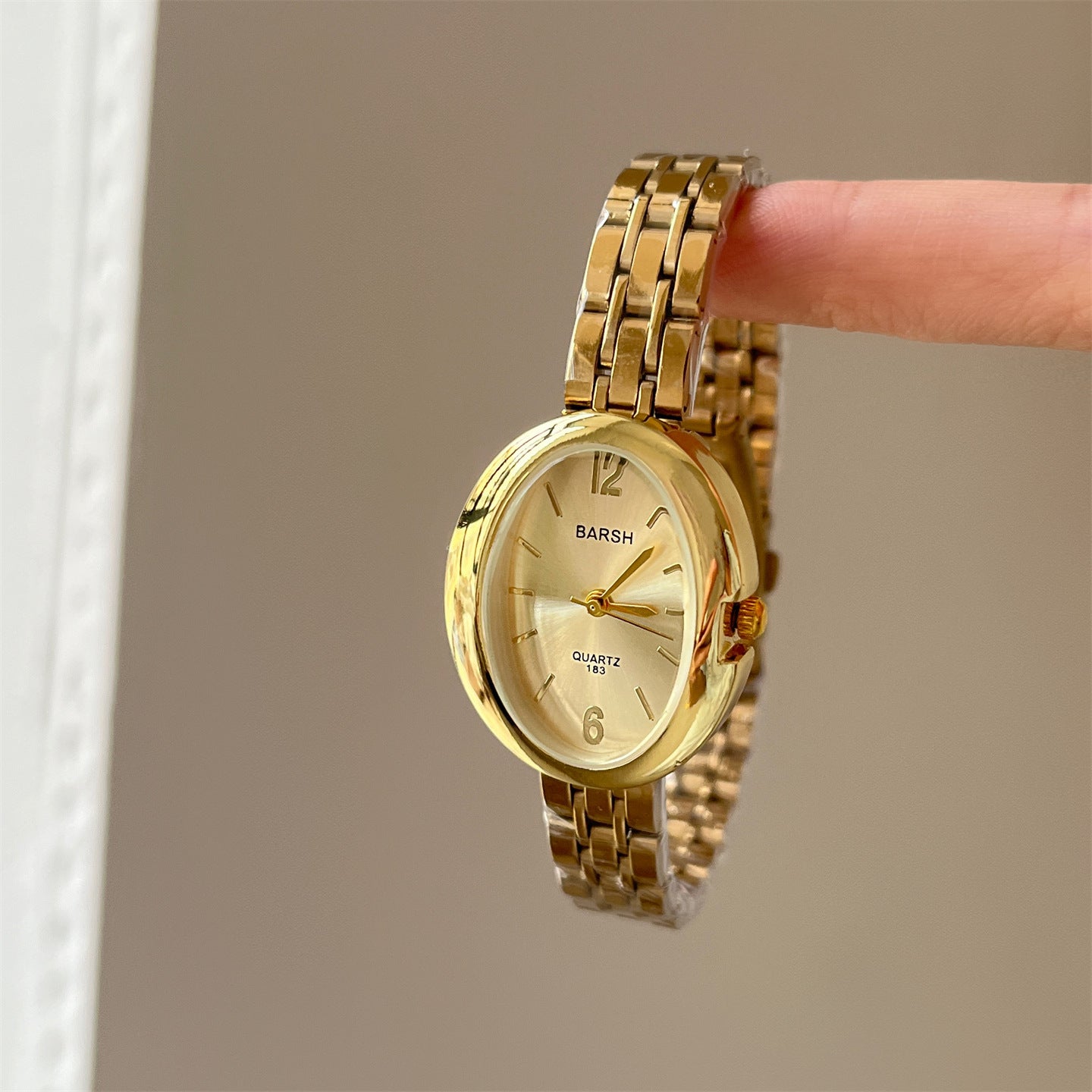 Women's Diamond Watch Elegant Luxury Oval Face Gold Design