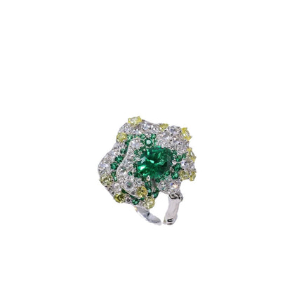 Secret Garden Series Advanced Design Gradient Emerald Ring