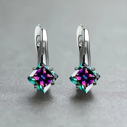 Light Luxury And Simplicity Diamond Design Earrings