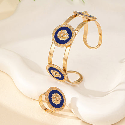 Retro Lion's Head Opening Ornament Suit