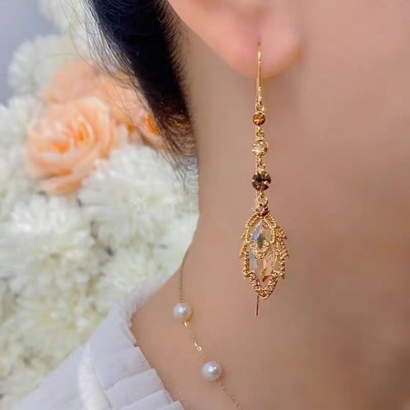 Light Luxury Minority Design Sense Socialite Style Earrings