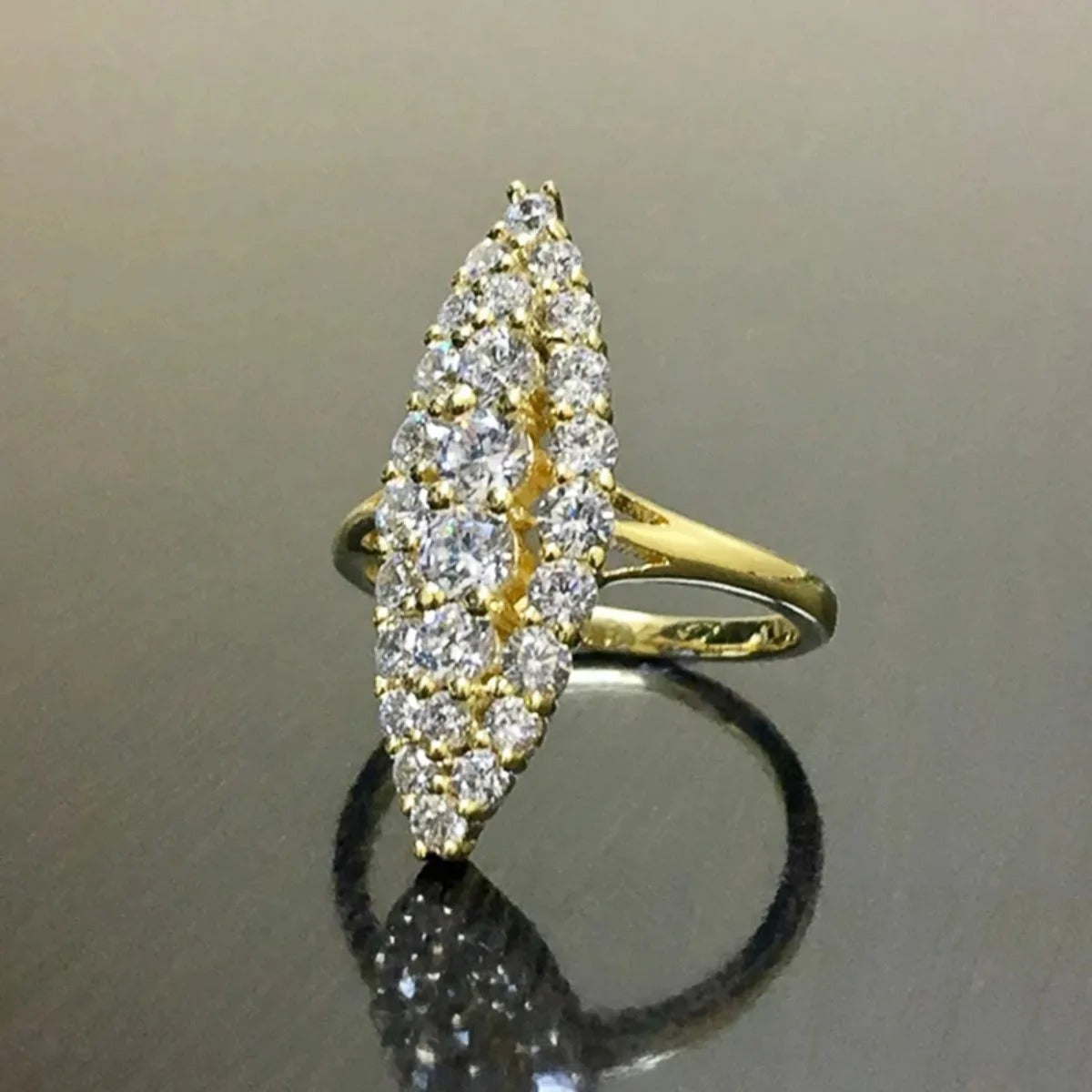 Women's Fashion Casual Full Diamond Ring
