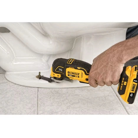 DEWALT 20V MAX Brushless Oscillating Multi-Tool Kit