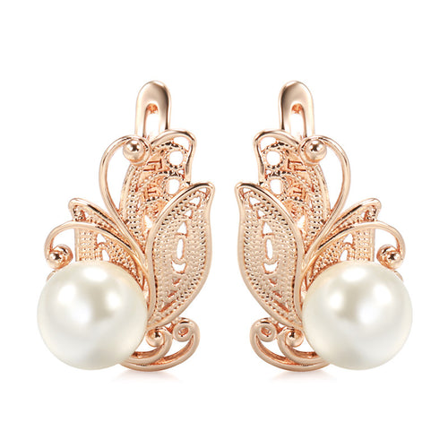 Personalized Creative Butterfly Inlaid Pearl Ear Clip