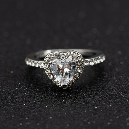 Fashion Crystal Heart-shaped Women's Wedding Ring Rose