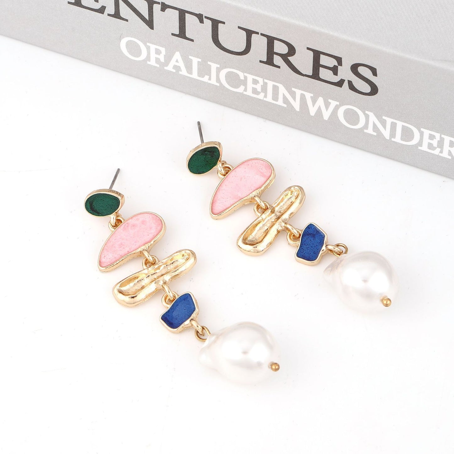 Geometric Inlaid Pearl All-match Girly Style Trendy Trendy Earrings