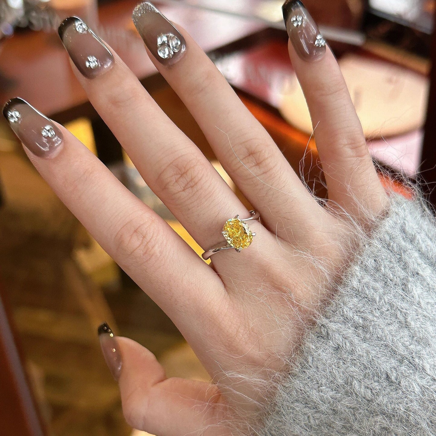 Women's Affordable Luxury Fashion Yellow Rock Sugar Ring